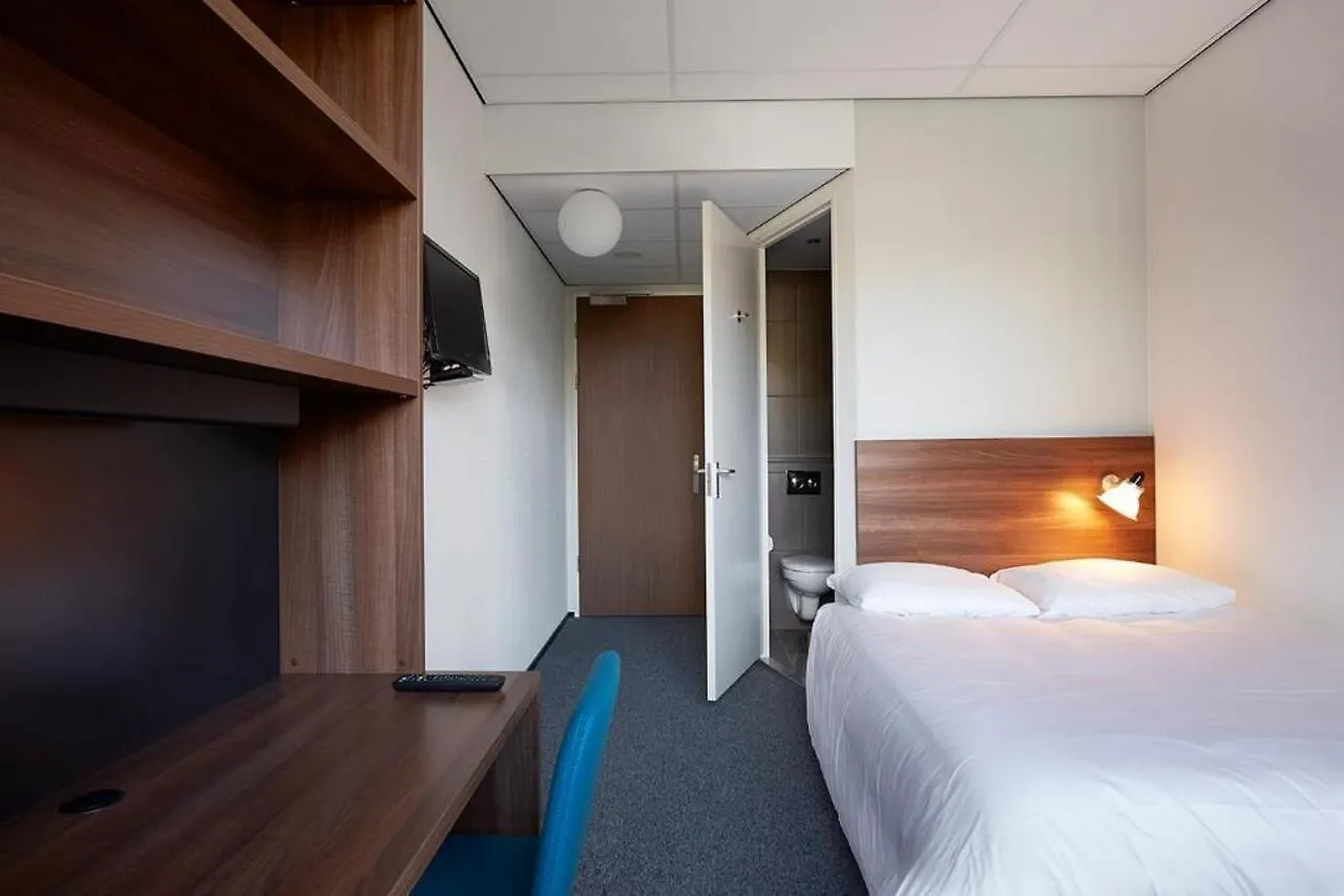 The Social Hub Amsterdam West Hotel 3*,  Netherlands